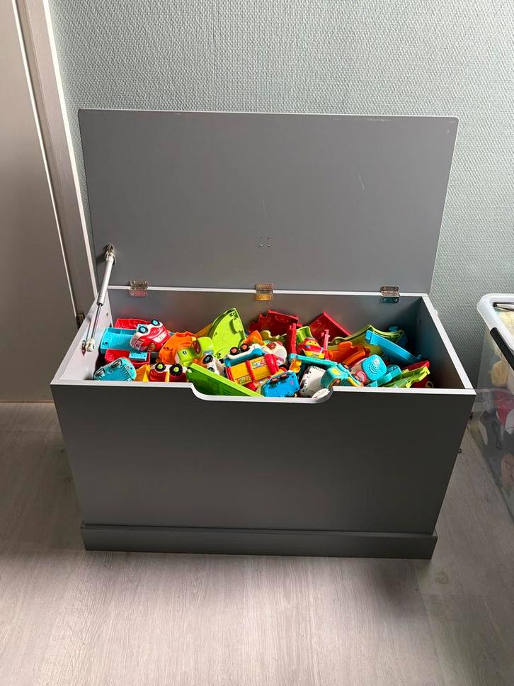 Toetoet Auto's, incl grijze kist met deksel, Kinderen en Baby's, Speelgoed | Overig, Gebruikt, Jongen of Meisje, Ophalen