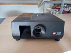 Twee Diaprojectoren met tafeltje en scherm te koop, Ophalen, Gebruikt, Met scherm