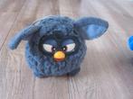 Famosa Furby grijs ruwharig pluche knuffel kunststof ogen, Ophalen of Verzenden, Zo goed als nieuw, Eend