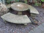 beton, ronde tafel met bankjes, Tuin en Terras, Gebruikt, Ophalen