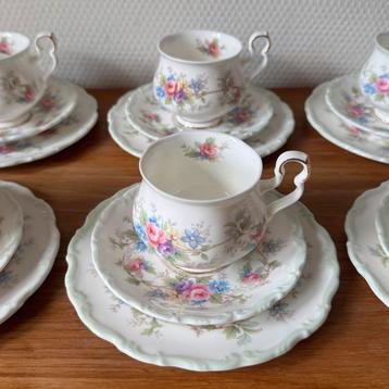 6x Royal Albert Colleen Kop en Schotel en Gebaksbordje beschikbaar voor biedingen