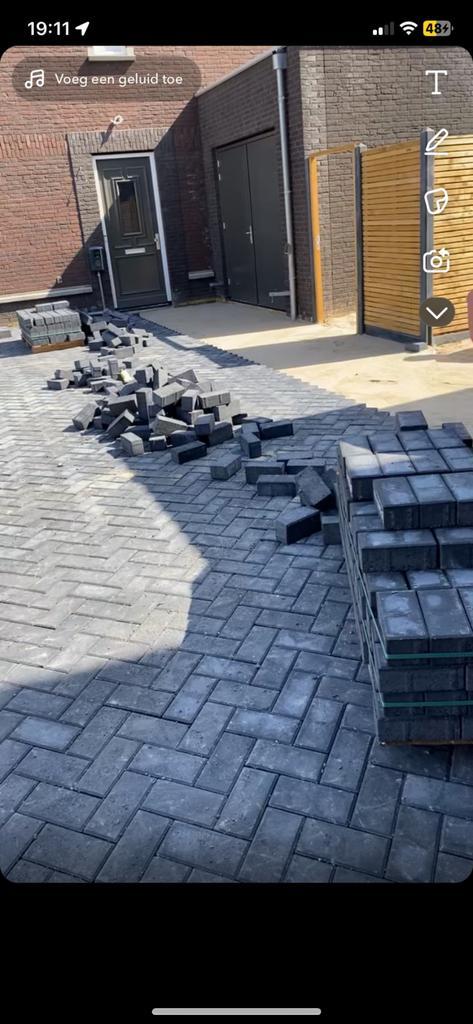 Hovenier stratenmaker tuinaanleg gezocht, Tuin en Terras, Tegels en Klinkers, Zo goed als nieuw, Klinkers, Beton, Ophalen of Verzenden