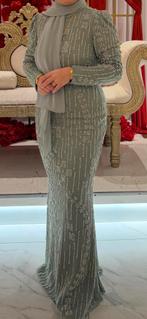 Avondjurk, Ophalen, Galajurk, Maat 42/44 (L), Groen