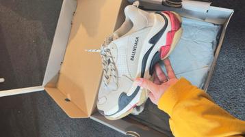 Balenciaga Triple S Sneakers - Maat 38 beschikbaar voor biedingen