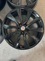 20 inch originele Tesla Model 3 1044227-00-D Performance, Gebruikt, Banden en Velgen, 235 mm, Personenwagen