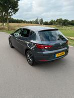 Seat Leon 1.5 TSI 130PK 2019 Grijs keyless/camera, Auto's, Voorwielaandrijving, 4 cilinders, Leon, 610 kg