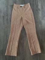 120 - BERSHKA flaired pants draagmaat 152 (labelmaat is 32), Meisje, Ophalen of Verzenden, Broek, Bershka