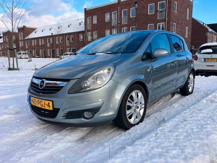 Opel Corsa 1.4 16V uit 2011 - apk tot augustus 2026, Auto's, Opel, Particulier, Corsa, Airbags, Cruise Control, Elektrische ramen