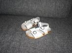 Witte meisjessandaaltjes van clic ( maat 25 ), Gebruikt, Meisje, Schoenen, Ophalen of Verzenden