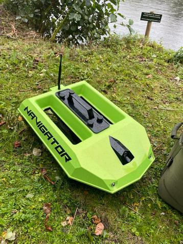 Super mooie Navigator Voerboot beschikbaar voor biedingen
