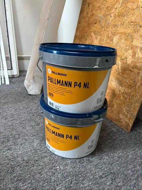 Te koop: 1x Pallmann P4 NL parketlijm (16 kg) – €40!, Doe-het-zelf en Verbouw, Verf, Beits en Lak, Zo goed als nieuw, Verf, Minder dan 5 liter