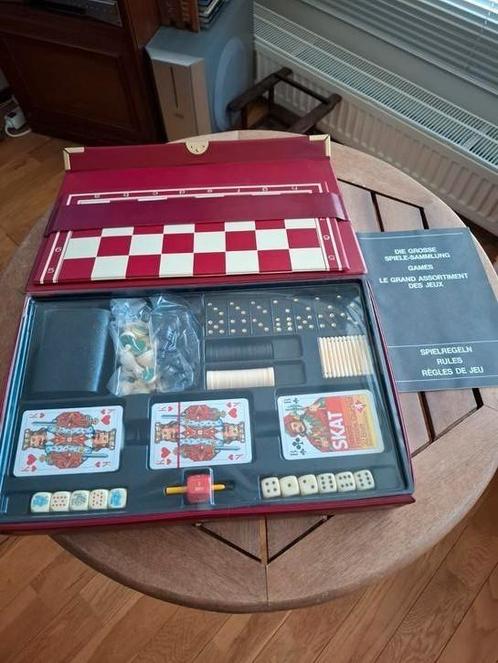 Prachtige spelkoffer schaak etc etc, Hobby en Vrije tijd, Gezelschapsspellen | Bordspellen, Zo goed als nieuw, Ophalen of Verzenden