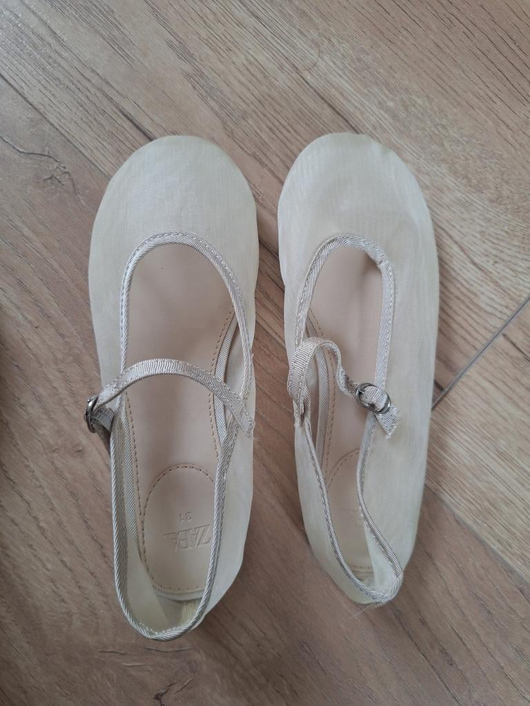 Nieuwe Ballerina's van Zara maat 31, Maat 36 t/m 42, Ophalen of Verzenden, Nieuw, Turnschoenen