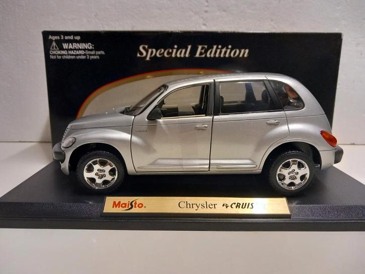 Chrysler PT Cruiser zilver grijs Maisto metal 1:18 KRD, Hobby en Vrije tijd, Modelauto's | 1:18, Zo goed als nieuw, Auto, Maisto