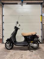 Zeer nette zwarte Vespa C38 Lx50 4T (zie foto’s), Fietsen en Brommers, Scooters | Vespa, Ophalen, Gebruikt, Benzine, 50 cc