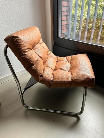 Vintage retro fauteuil – buisframe met kussen beschikbaar voor biedingen