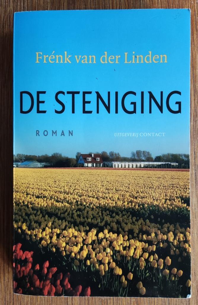 De steniging - Frénk van der Linden, Boeken, Romans, Gelezen, Ophalen of Verzenden