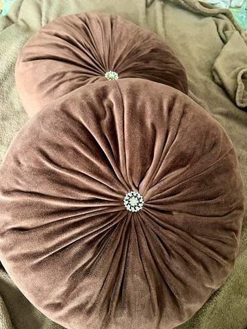 Ronden taupe kussens richmond interieur beschikbaar voor biedingen