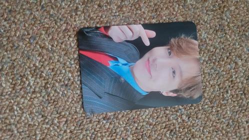 BTS official photocards, Verzamelen, Muziek, Artiesten en Beroemdheden, Zo goed als nieuw, Foto of Kaart, Ophalen of Verzenden