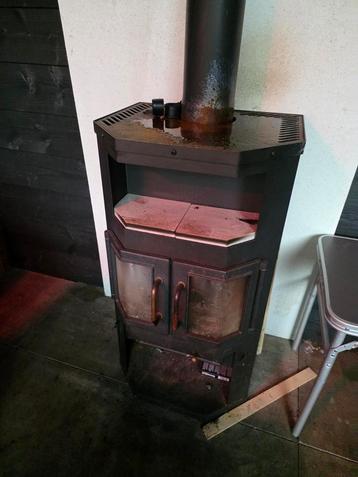 Houtkachel / Allesbrander - Openhaard beschikbaar voor biedingen