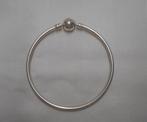 Zilveren Pandora armband Moments Charm Bangle nr.254, Sieraden, Tassen en Uiterlijk, Armbanden, Verzenden, Zo goed als nieuw, Zilver