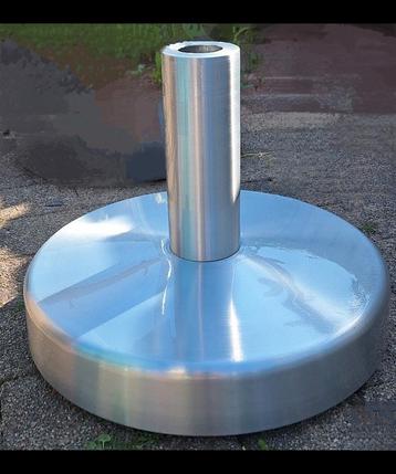 Borek parasolvoet tot 25kg  alu.mantel 46x9cm showroommodel  beschikbaar voor biedingen