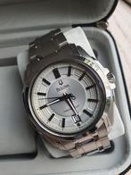 Bulova 96B130 Precisionist 262 kHz, Staal, Polshorloge, Bulova, 1960 of later
