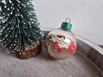 Vintage kerstbal met rode besjes 487, *, Gebruikt, *, Ophalen of Verzenden
