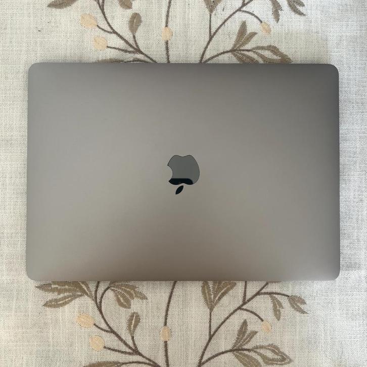 MacBook Pro 2017 13inch, Computers en Software, Apple Macbooks, Gebruikt, MacBook Pro, 13 inch, 2 tot 3 Ghz, Ophalen