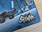 BATMAN Classic Batmobile film Metalen Wandbord Poster, Verzamelen, Verzenden, Superheld, Nieuw, Plaatje, Poster of Sticker