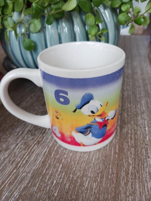Vintage Beker Mickey Mouse en Donald Duck, Verzamelen, Disney, Zo goed als nieuw, Servies, Mickey Mouse, Ophalen of Verzenden