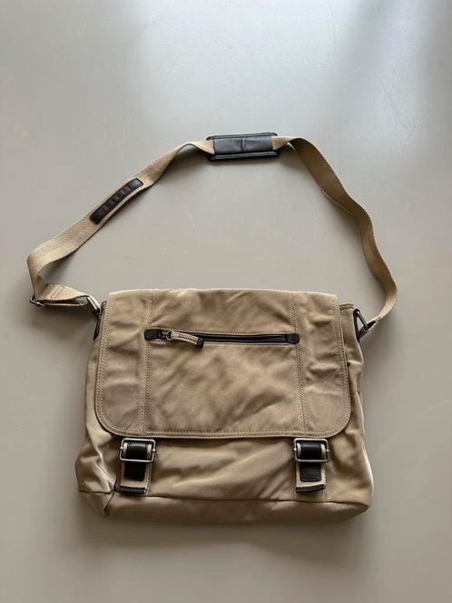 Banana Republic Schoudertas Beige, Sieraden, Tassen en Uiterlijk, Tassen | Schoudertassen, Zo goed als nieuw, Overige merken, Beige