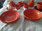 Prachtig jaren 70 Driehoek Huizen servies delen warm oranje., Ophalen of Verzenden, Oranje