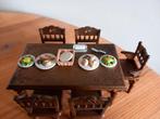 Sylvanian families donkerbruine eetkamer/tafel/stoelen, Ophalen of Verzenden, Zo goed als nieuw, Poppenhuis