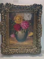 Oud schilderij met bloemen in brocante lijst, Ophalen of Verzenden