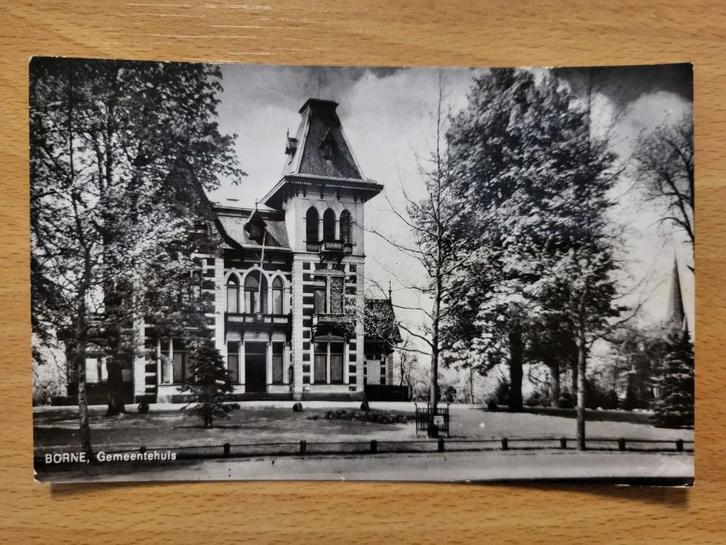 ansicht BORNE Gemeentehuis Dorsetplein (2x), Verzamelen, Ansichtkaarten | Nederland, Overijssel, Ophalen of Verzenden