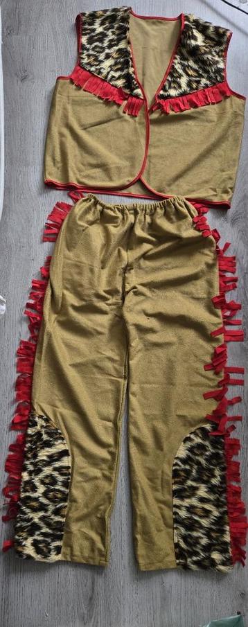 Mooie Cowboy outfit mt 140. beschikbaar voor biedingen