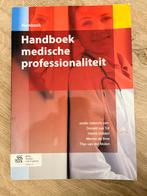 Handboek medische professionaliteit, Ophalen of Verzenden, Beta, Gelezen, WO