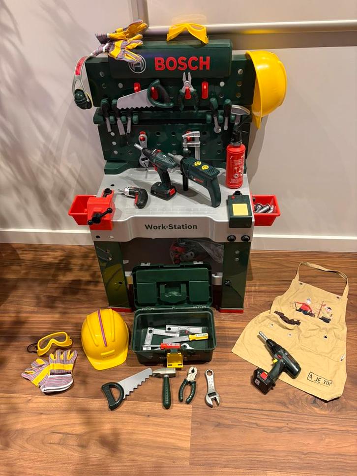 Zeer complete Bosch Werkbank met veel Accessoires - Kinderen, Kinderen en Baby's, Speelgoed | Overig, Zo goed als nieuw, Jongen of Meisje