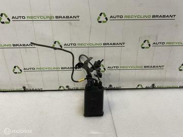 Koolstoffilter Renault Captur 1 ORIGINEEL 149502437R beschikbaar voor biedingen