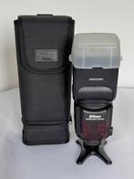 NIKON - Speedlight SB-900 flitser, Ophalen of Verzenden, Zo goed als nieuw, Nikon, Kantelbaar