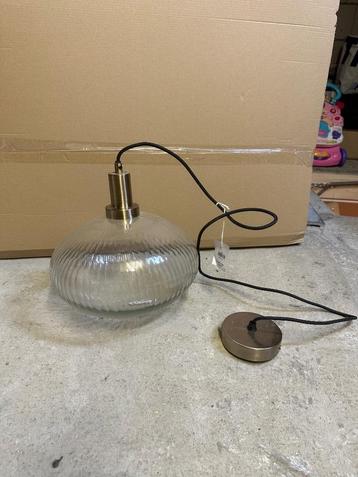 Lamp beschikbaar voor biedingen