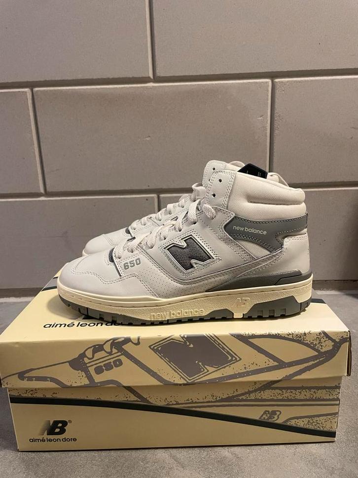 New Balance 650 Aime Leon Dore - Maat 42 - Nieuw, Kleding | Dames, Schoenen, Nieuw, Sneakers of Gympen, Wit, Ophalen of Verzenden