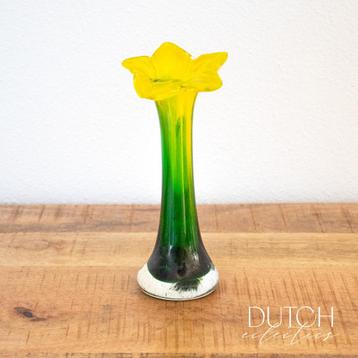 Glazen Vaasje in de Vorm van een Narcis beschikbaar voor biedingen