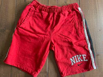 Nike Retro Shorts - Red size S, unisex maat S rood beschikbaar voor biedingen