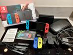 Nintendo Switch 2017, Spelcomputers en Games, Spelcomputers | Nintendo Switch, Ophalen of Verzenden, Zo goed als nieuw, Met 2 controllers