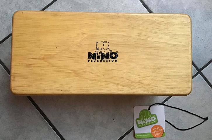 Nino Percussion Bongo Cajon, Muziek en Instrumenten, Percussie, Gebruikt, Trommel, Ophalen of Verzenden