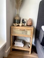 Nightstand - Wood / Rattan, Ophalen, 55 tot 70 cm, Zo goed als nieuw, 45 tot 65 cm