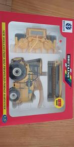New holland fx 60  britains 1:32, Ophalen, Gebruikt, Auto, Overige merken