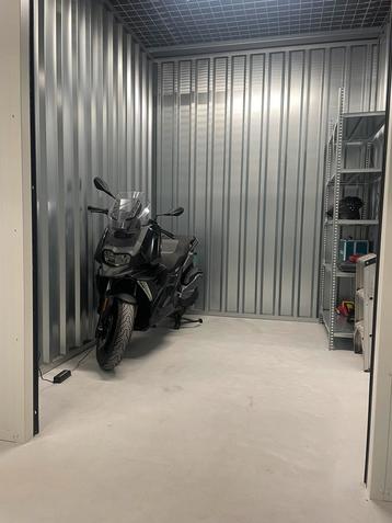 Nieuwe opslag units te huur in Schiedam 5m2 tot 60m2 boxen beschikbaar voor biedingen